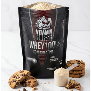Whey 100% Com Creatina Vitamin Horse 1 KG (Refil) + Creatina 300 G + Pumonew 300 G = Coqueteleira + Strap Vitamin Horse